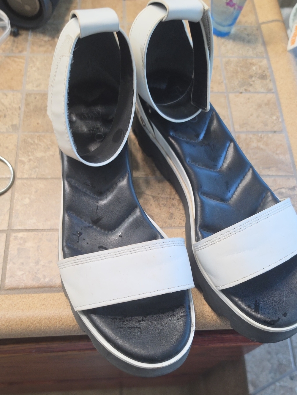 Size 9 Franco Sarto Sandals